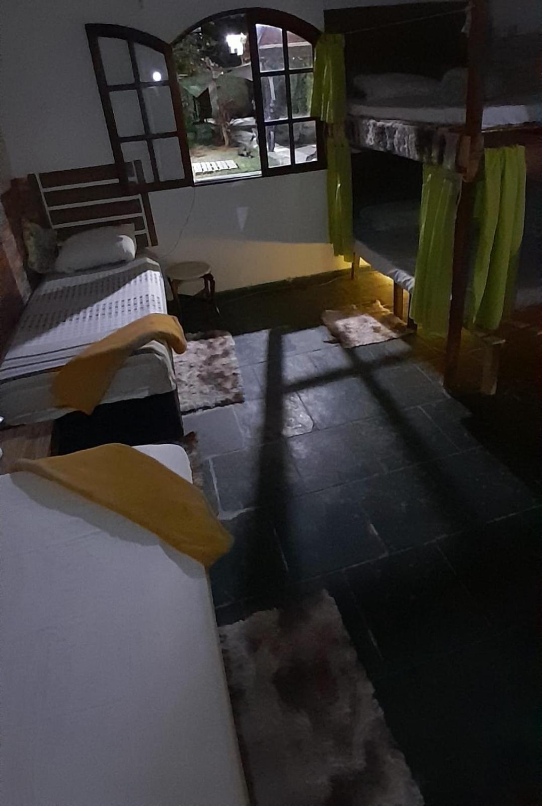 Hostel Em Itaipuacu Proximo A Praia E Terminal Da Rua 01 Maricá Eksteriør billede